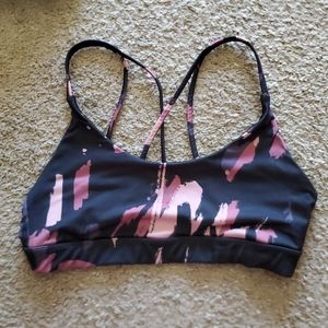 Cute Crisscross Strappy Sports Bra